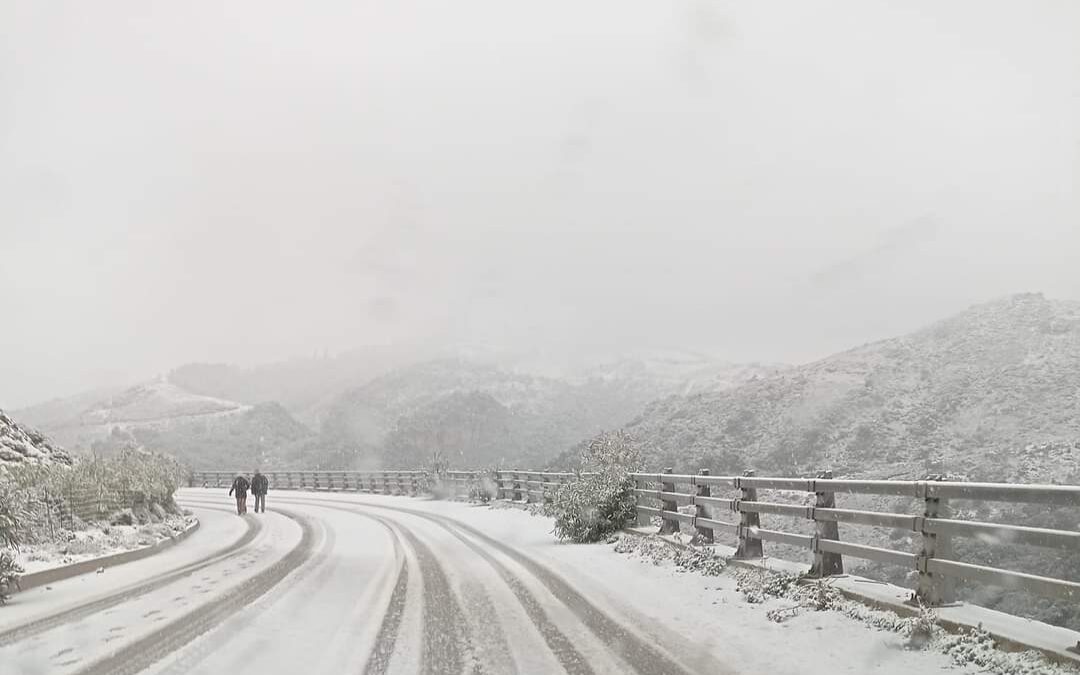 Προσωρινή απαγόρευση κυκλοφορίας όλων των οχημάτων λόγω χιονόπτωσης στην Επαρχιακή οδός Πατσό –Αποστόλοι & Γερακαρίου – Σπηλίου